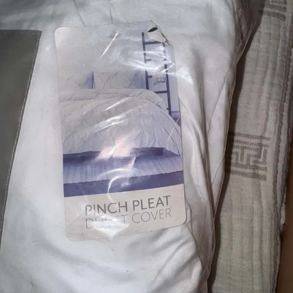 Pinch Pleat 3-Piece Duvet Cover Set, White, King/Cal King